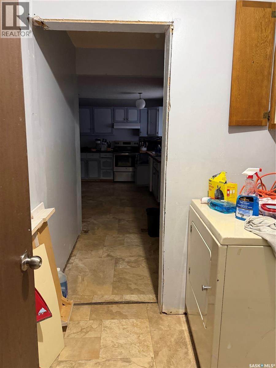 128 1st Avenue S, Coronach, Saskatchewan  S0H 0Z0 - Photo 12 - SK018048