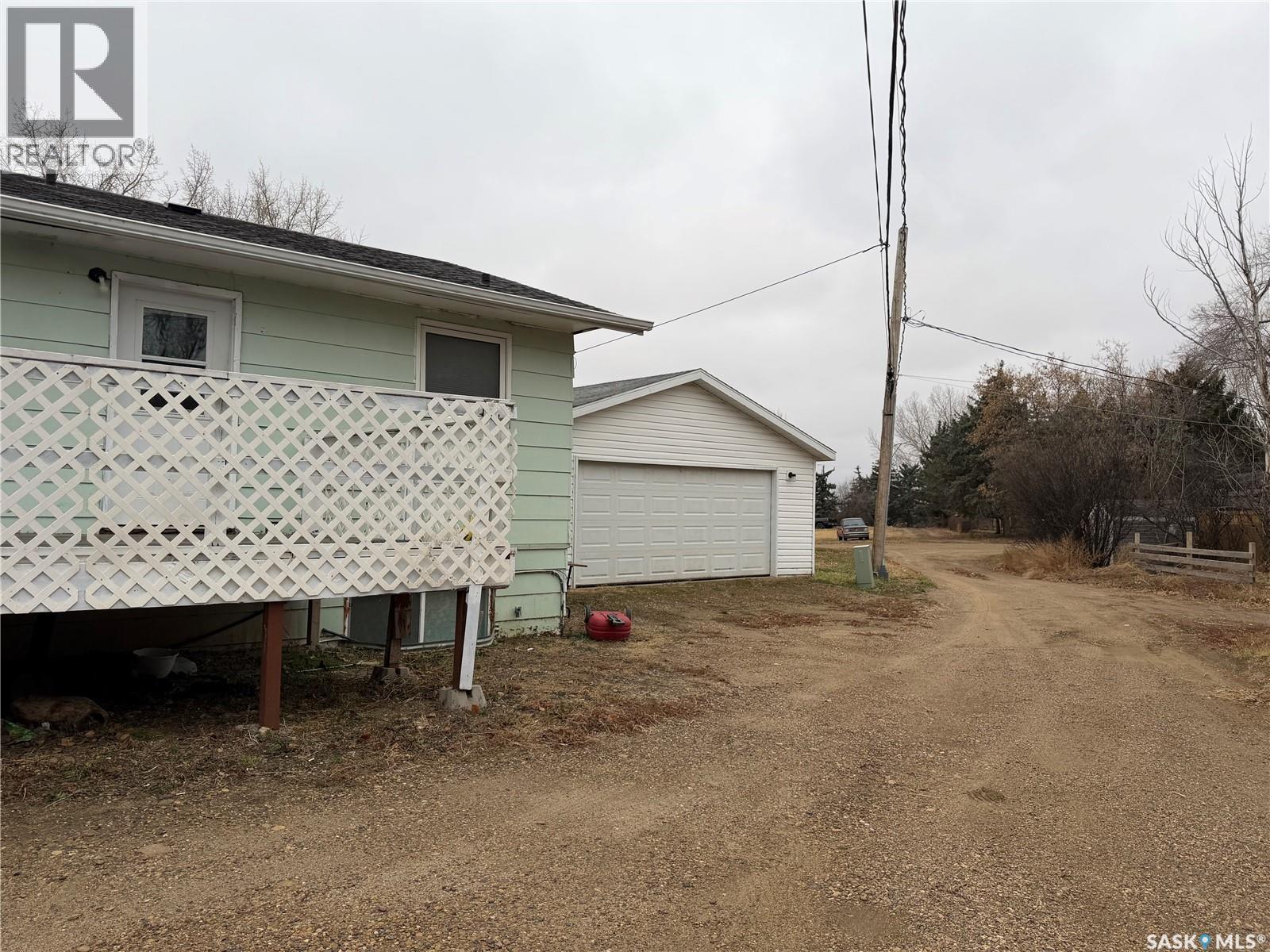 128 1st Avenue S, Coronach, Saskatchewan  S0H 0Z0 - Photo 36 - SK018048