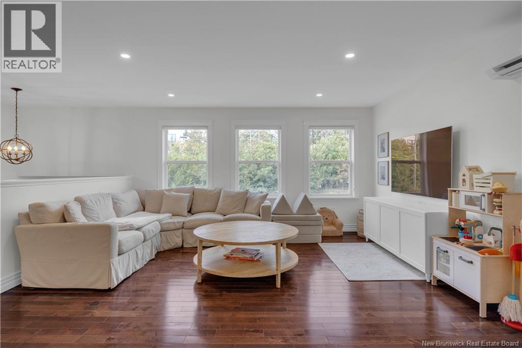 1820 Sandy Point Road, Saint John, New Brunswick  E2K 5E9 - Photo 11 - NB129937