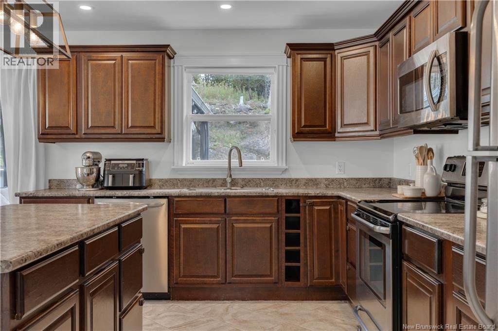 1820 Sandy Point Road, Saint John, New Brunswick  E2K 5E9 - Photo 15 - NB129937