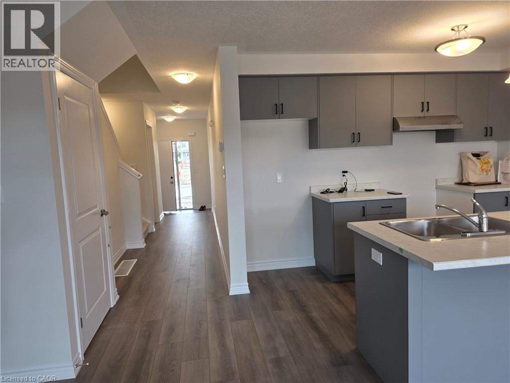 11 Pine Warbler Street, Kitchener, Ontario  N2P 0L7 - Photo 9 - 40789011