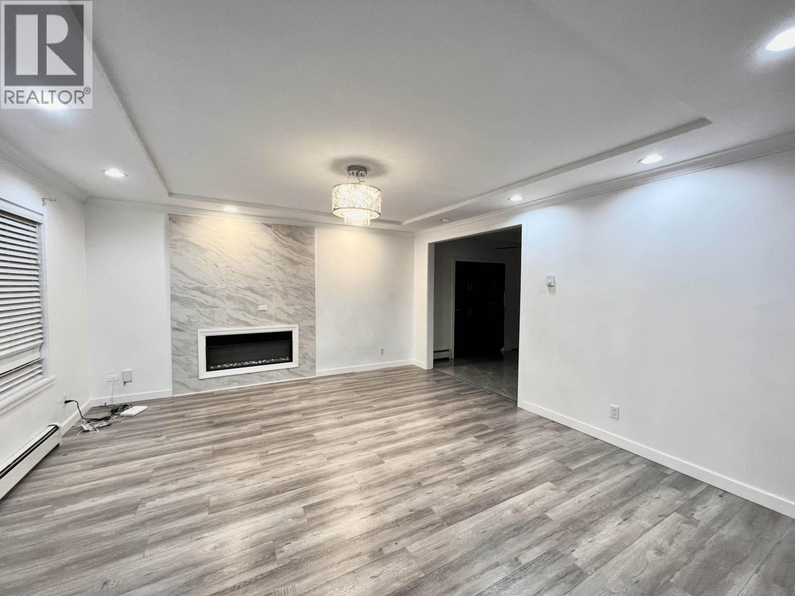 7768 18th Avenue, Burnaby, British Columbia  V3N 1J2 - Photo 5 - R3068083