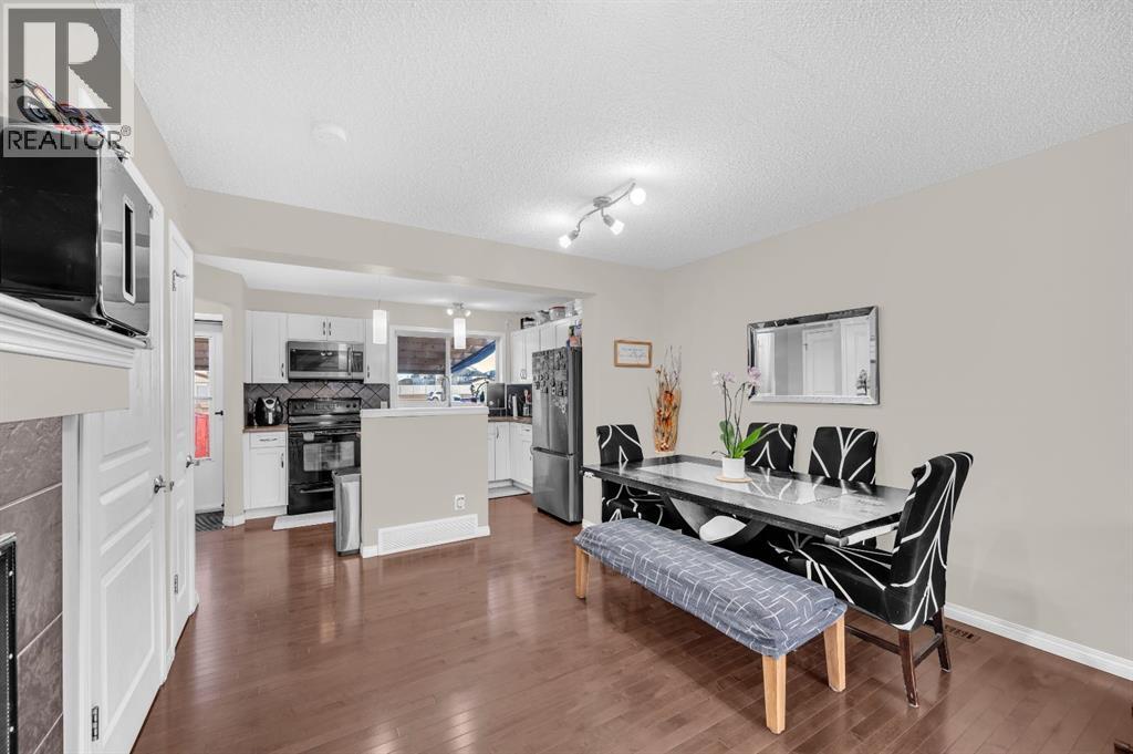 207 Elgin Meadows Se, Calgary, Alberta  T2Z 0M3 - Photo 10 - A2268805
