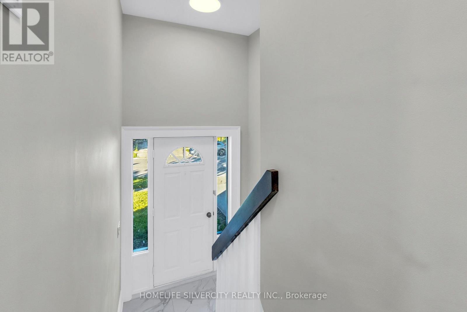 33 SWEETBRIAR DRIVE, Kitchener, Ontario