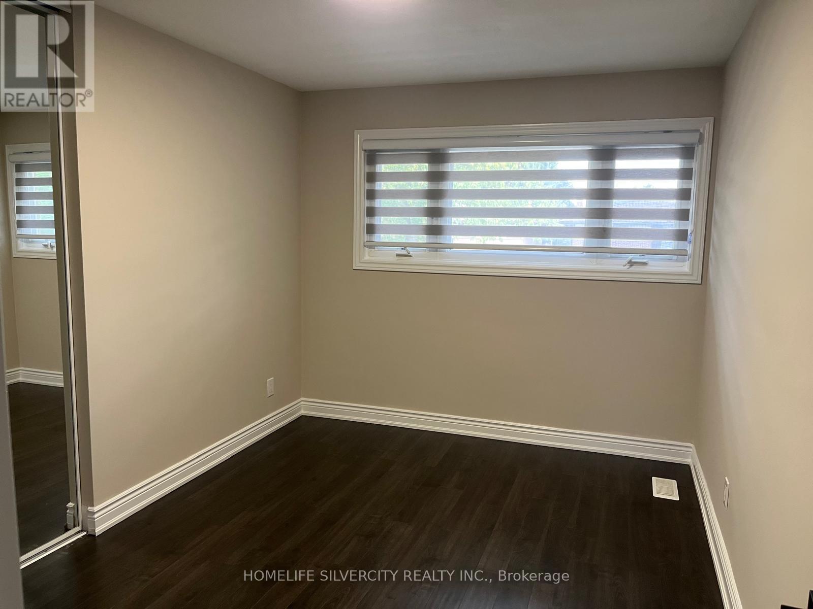 33 Sweetbriar Drive, Kitchener, Ontario  N2M 4S4 - Photo 23 - X12562598