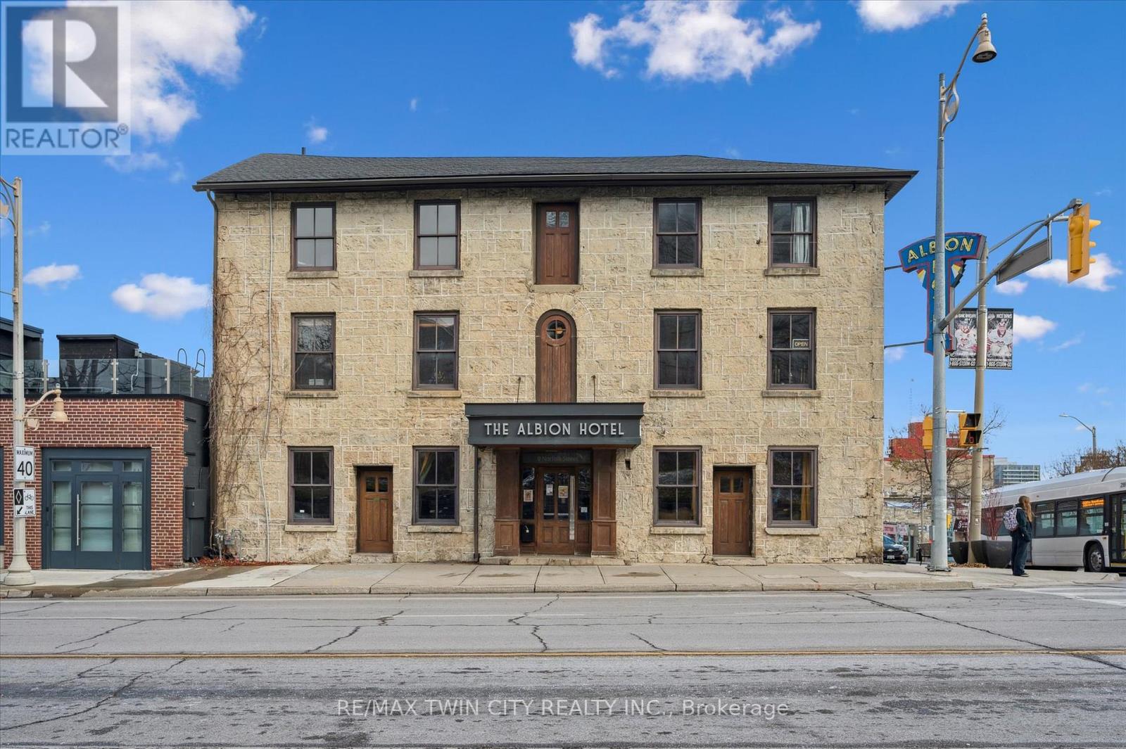 B - 49 NORFOLK STREET, Guelph, Ontario