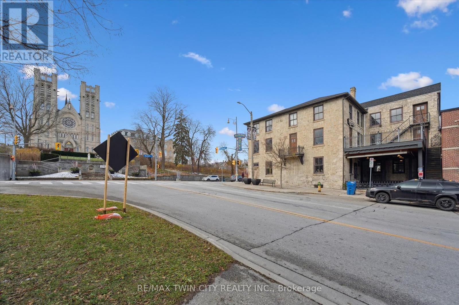 B - 49 Norfolk Street, Guelph, Ontario  N1H 4J1 - Photo 12 - X12562692