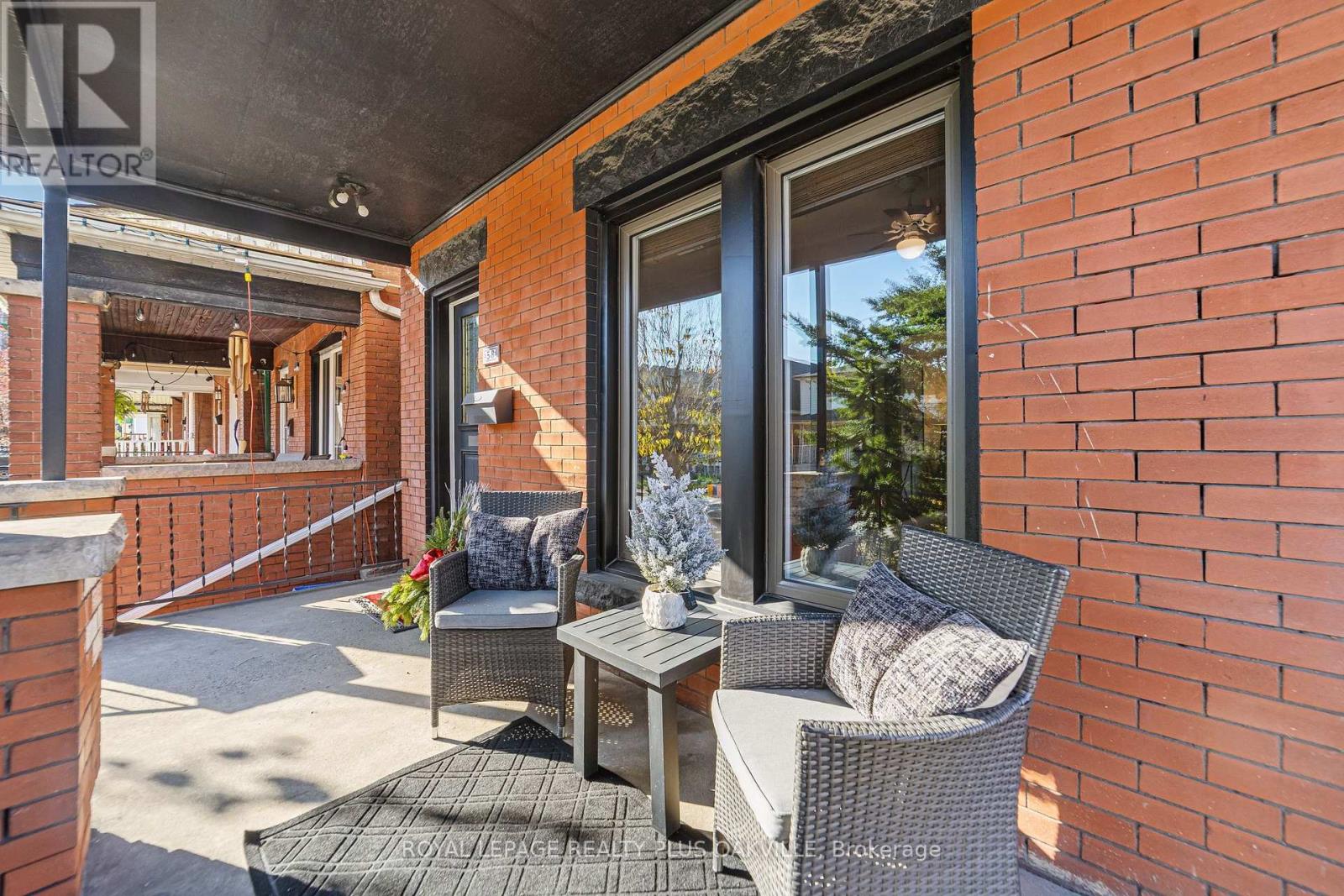 58 Lorne Avenue, Hamilton, Ontario  L8M 2X8 - Photo 2 - X12562724