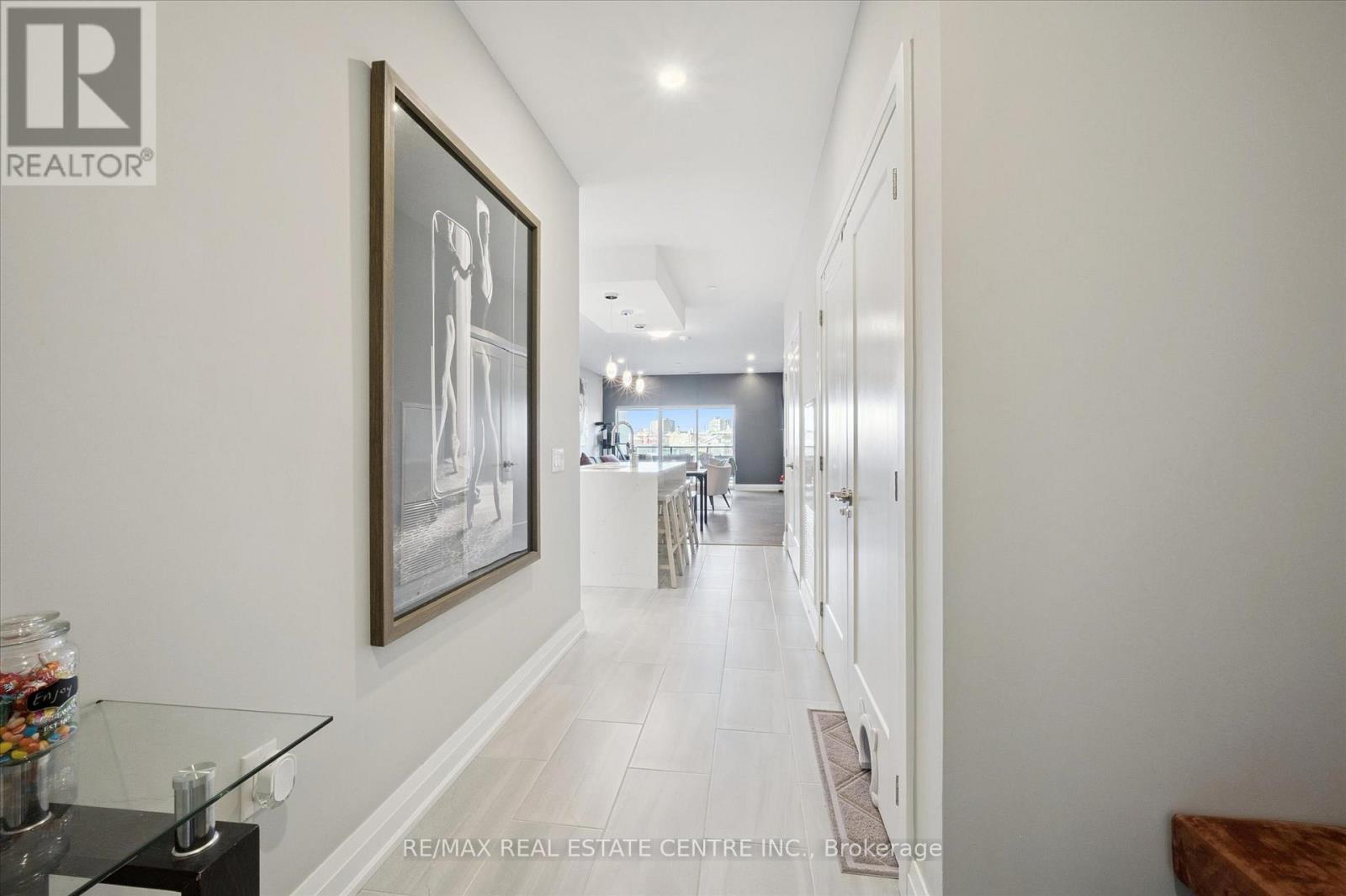 608 - 71 Wyndham Street S, Guelph, Ontario  N1E 5R3 - Photo 6 - X12562754