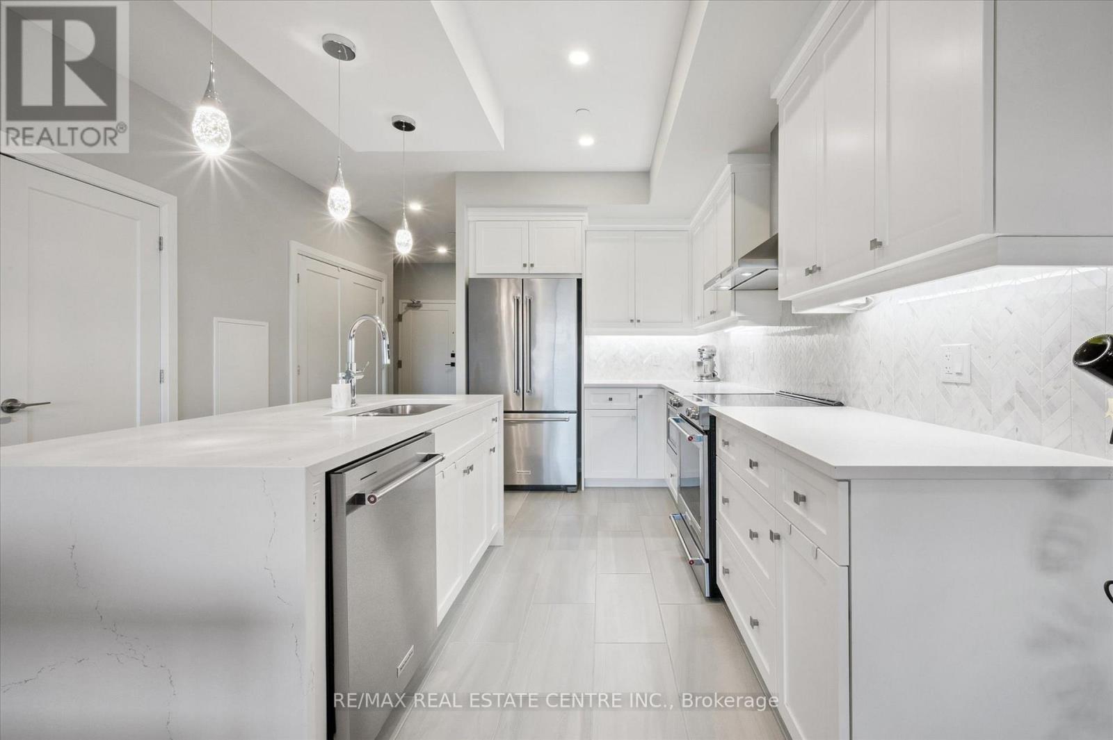 608 - 71 Wyndham Street S, Guelph, Ontario  N1E 5R3 - Photo 9 - X12562754