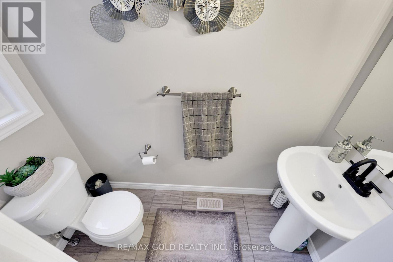 137 Passchendaele Street, Woodstock, Ontario  N0J 1M0 - Photo 17 - X12562812