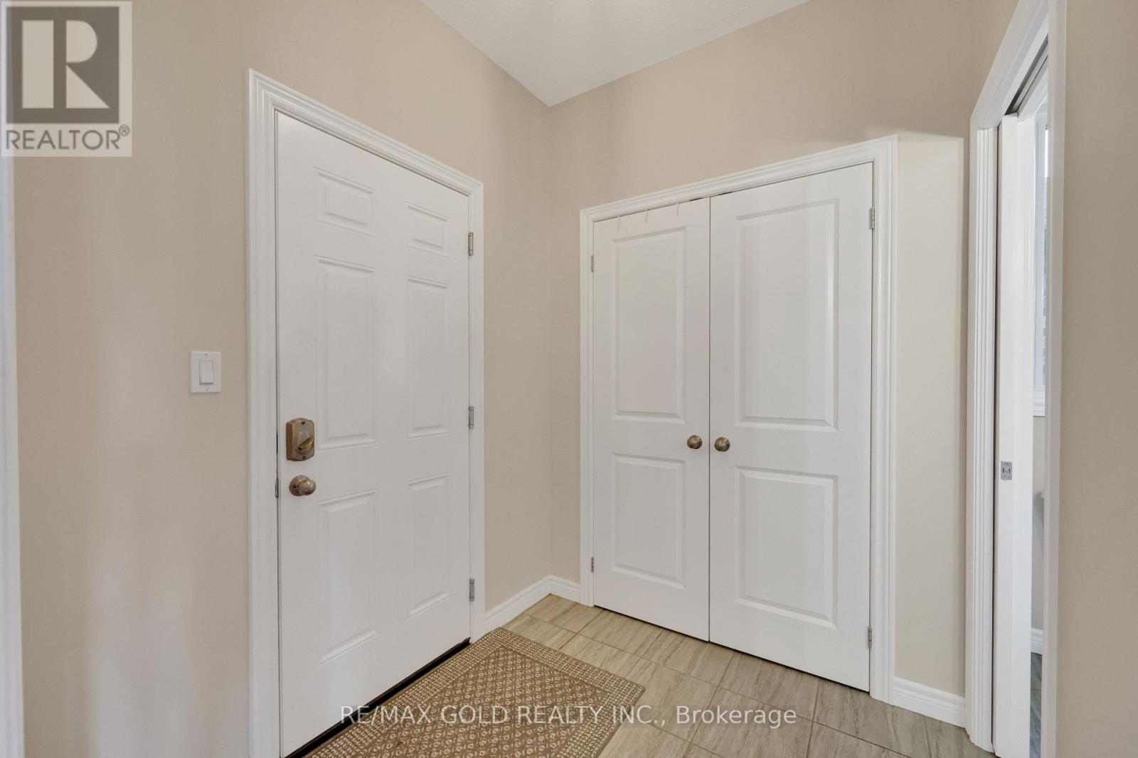 137 Passchendaele Street, Woodstock, Ontario  N0J 1M0 - Photo 19 - X12562812