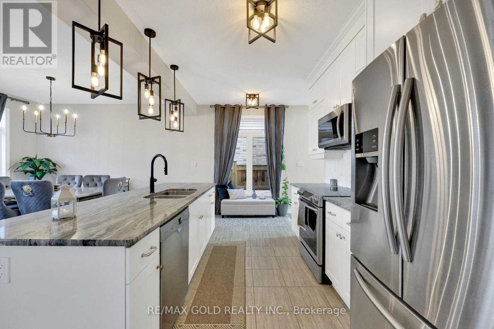 137 Passchendaele Street, Woodstock, Ontario  N0J 1M0 - Photo 20 - X12562812