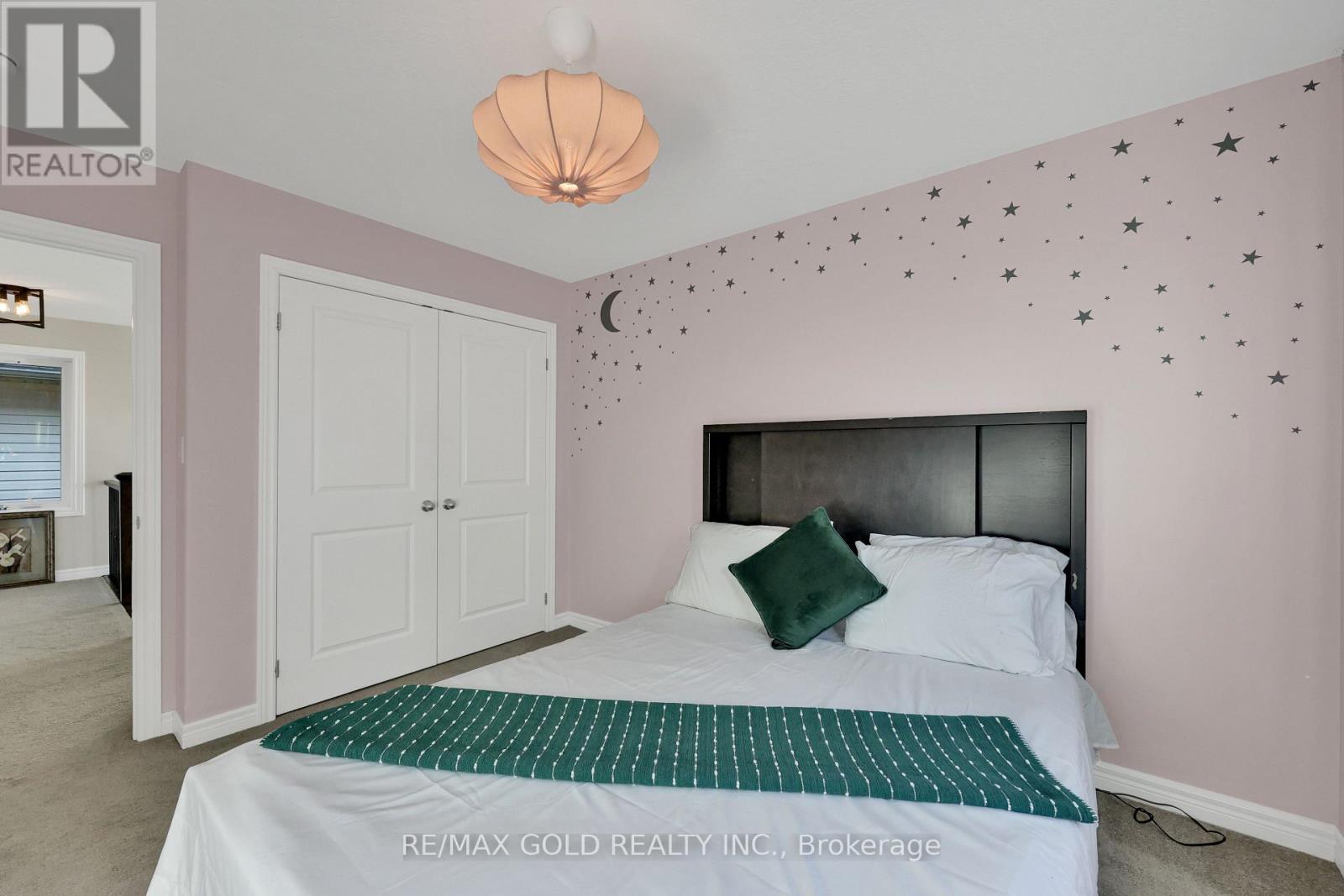 137 Passchendaele Street, Woodstock, Ontario  N0J 1M0 - Photo 25 - X12562812