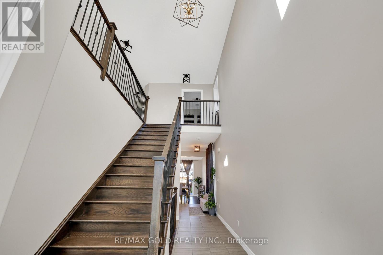 137 Passchendaele Street, Woodstock, Ontario  N0J 1M0 - Photo 7 - X12562812