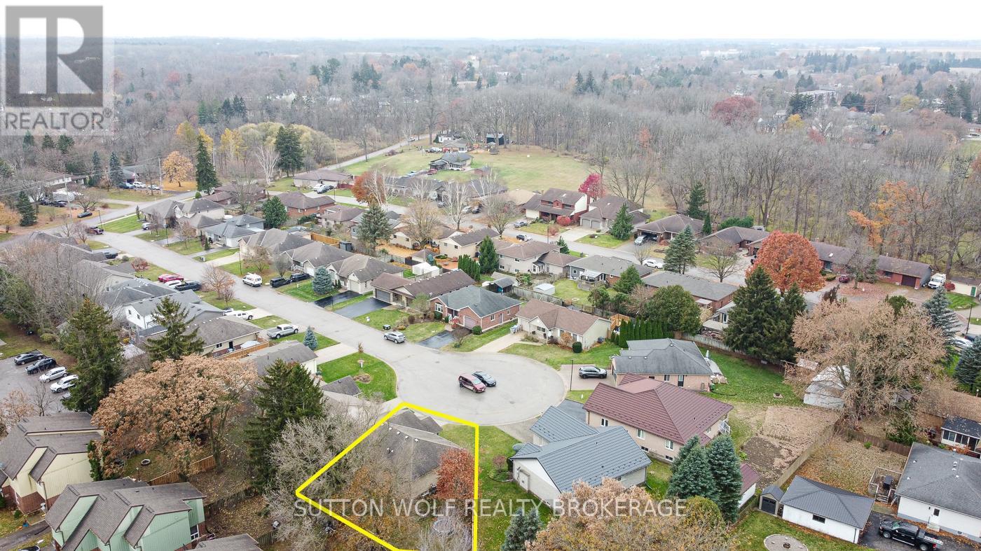 29 Pittao Place, Strathroy-Caradoc, Ontario  N7G 4E7 - Photo 41 - X12562864