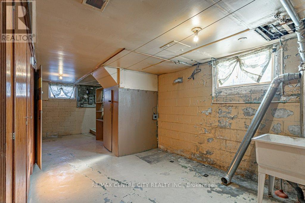 1429 Brydges Street, London East, Ontario  N5W 2C6 - Photo 19 - X12562928