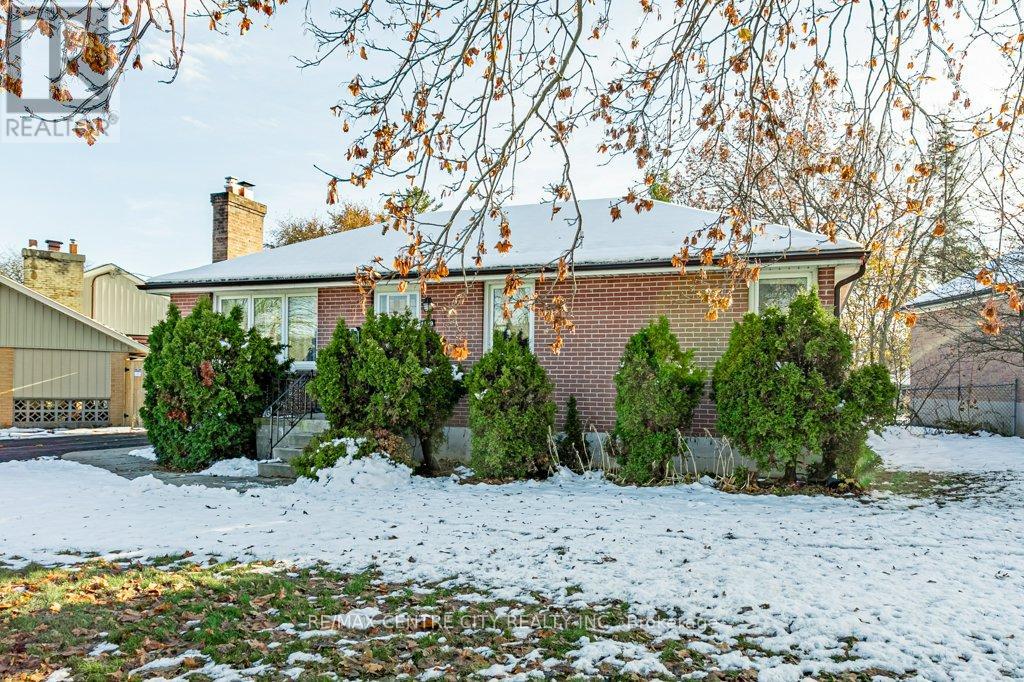 1429 Brydges Street, London East, Ontario  N5W 2C6 - Photo 2 - X12562928