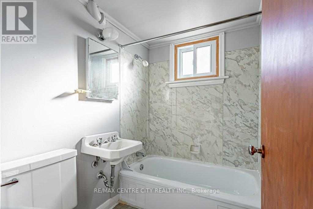 1429 Brydges Street, London East, Ontario  N5W 2C6 - Photo 20 - X12562928