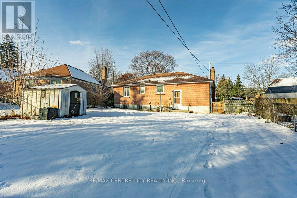 1429 Brydges Street, London East, Ontario  N5W 2C6 - Photo 28 - X12562928