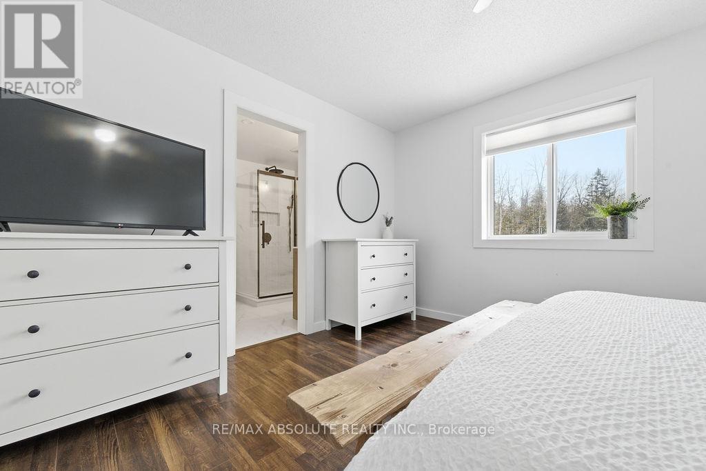 188 Milton Stewart Avenue, Mcnab/braeside, Ontario  K7S 0E1 - Photo 19 - X12562882