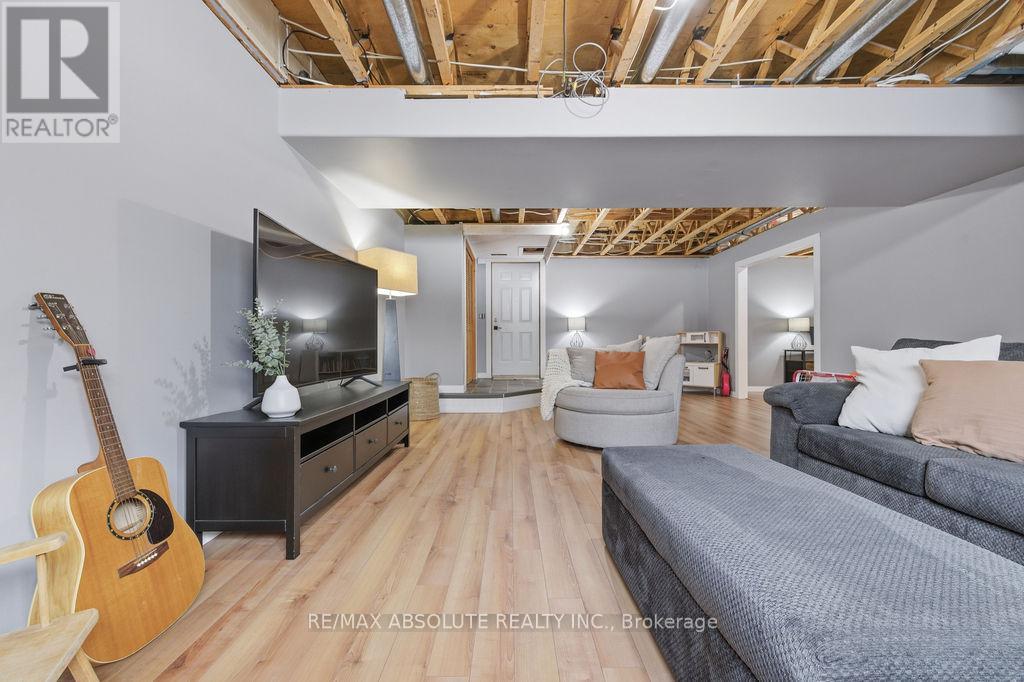 188 Milton Stewart Avenue, Mcnab/braeside, Ontario  K7S 0E1 - Photo 24 - X12562882