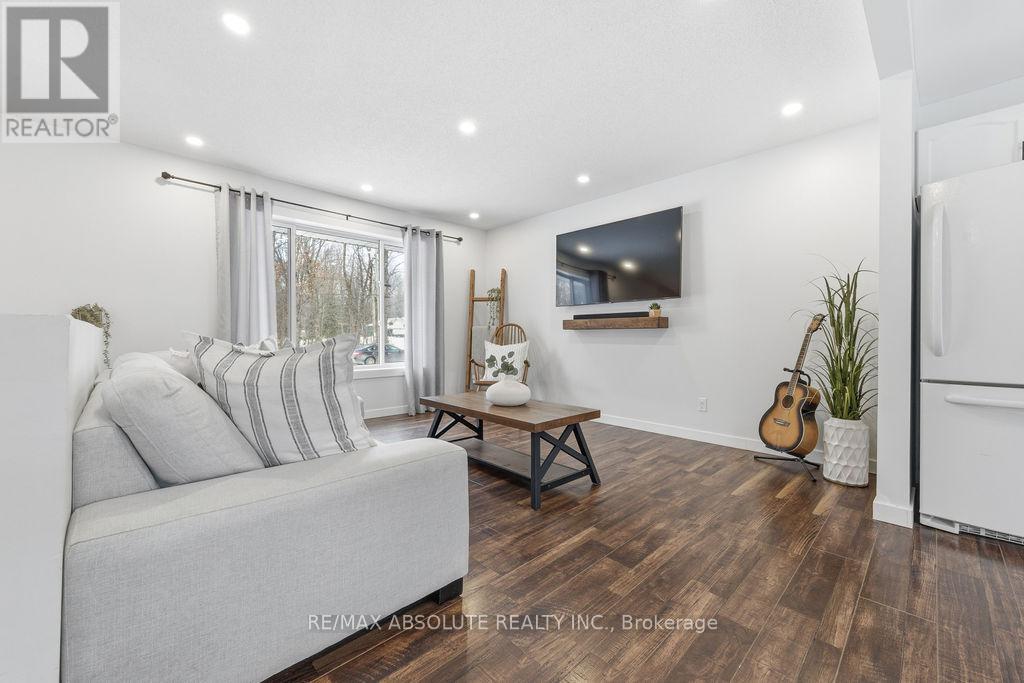 188 Milton Stewart Avenue, Mcnab/braeside, Ontario  K7S 0E1 - Photo 6 - X12562882