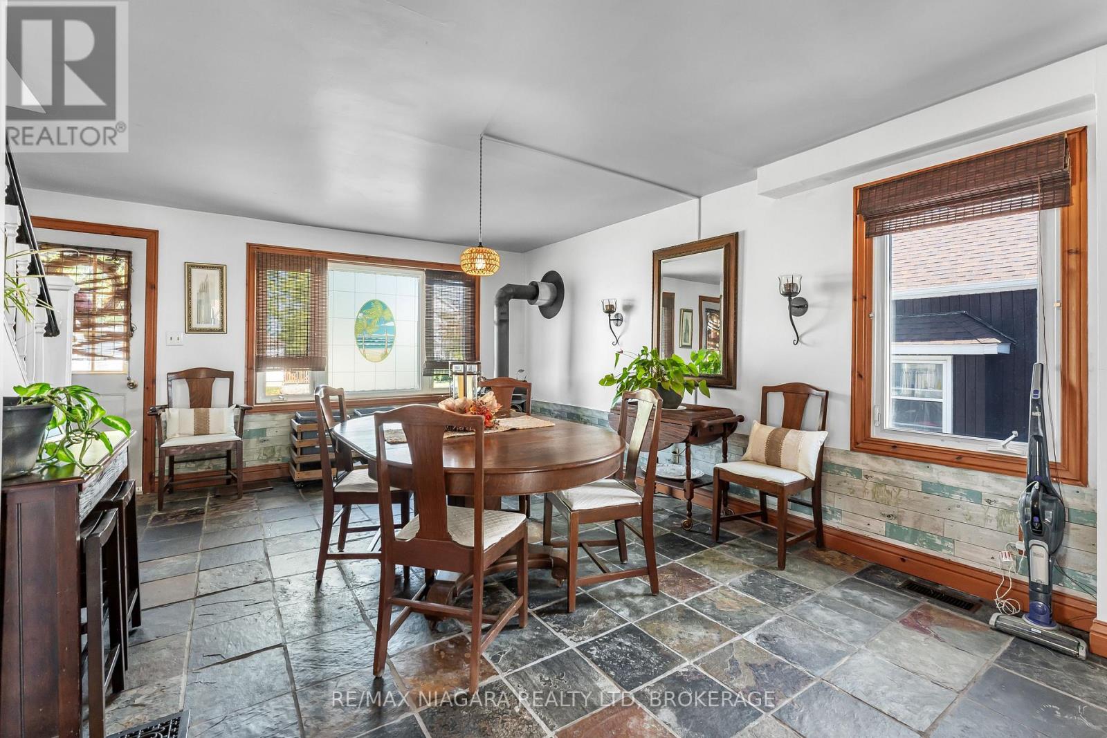 29 Marlatts Road, Thorold, Ontario  L2V 1M9 - Photo 17 - X12562958