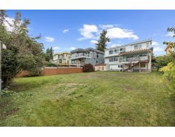 15856 BUENA VISTA AVENUE, White Rock, British Columbia