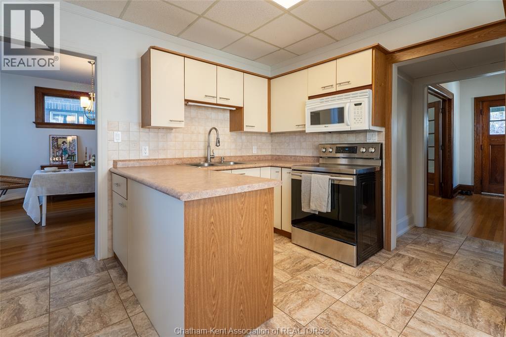 19 Victoria Avenue, Chatham, Ontario  N7L 2Z7 - Photo 13 - 25029181