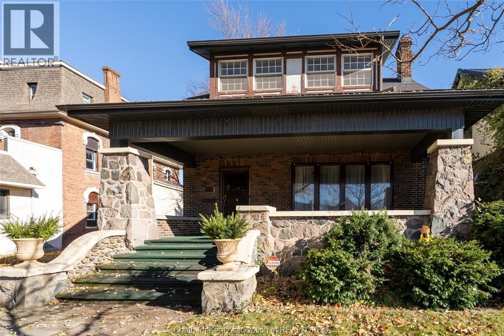 19 Victoria Avenue, Chatham, Ontario  N7L 2Z7 - Photo 2 - 25029181