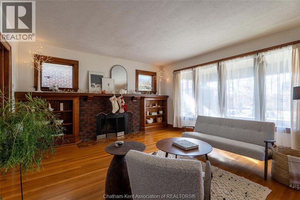 19 Victoria Avenue, Chatham, Ontario  N7L 2Z7 - Photo 8 - 25029181