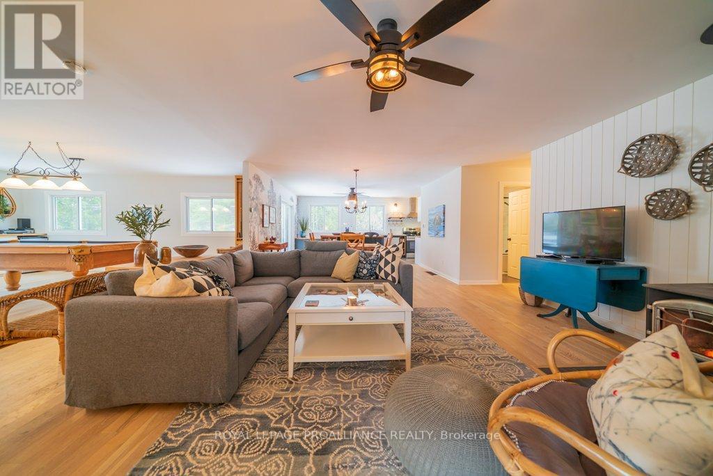 2087 B Grindstone Lake Road, Frontenac, Ontario  K0H 2M0 - Photo 23 - X12550140