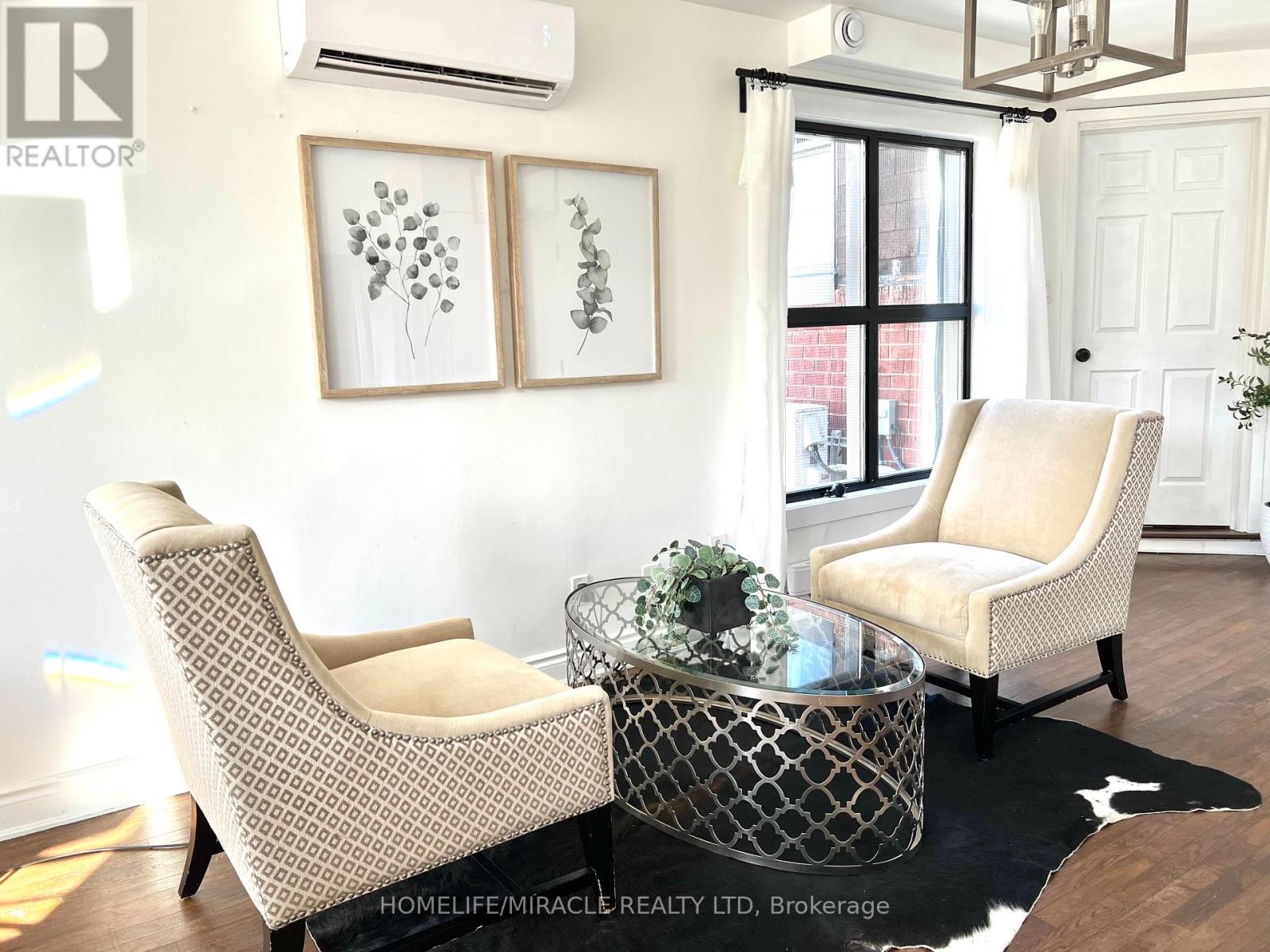 Apartment 2 - 1 Givins Street, Toronto, Ontario  M6J 2X5 - Photo 2 - C12560354