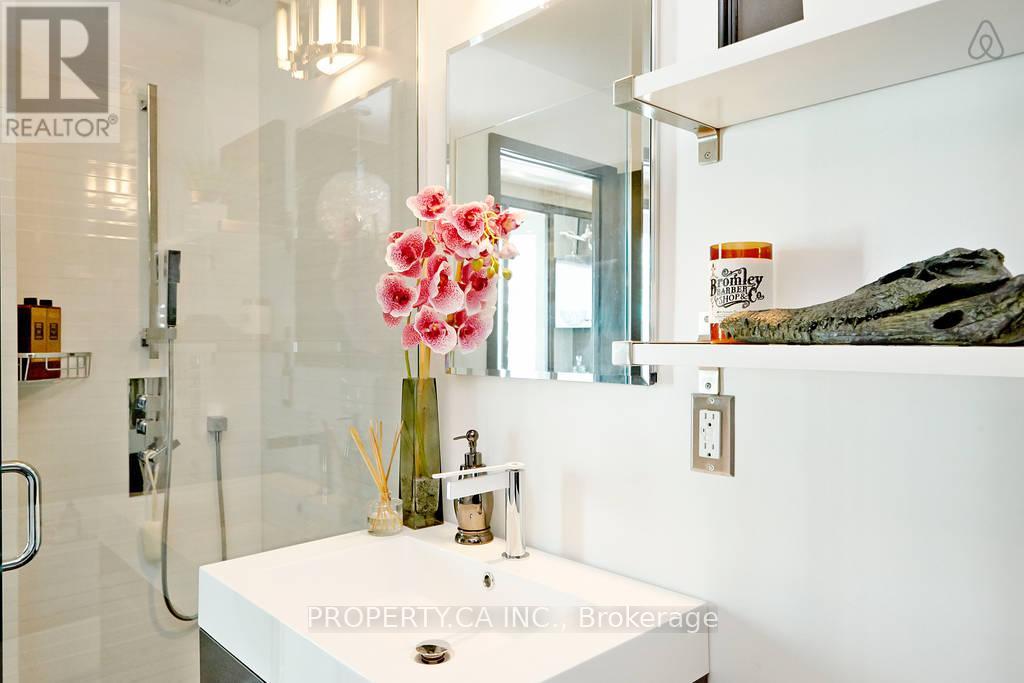 3604 - 10 Yonge Street, Toronto, Ontario  M5E 1R4 - Photo 16 - C12562822