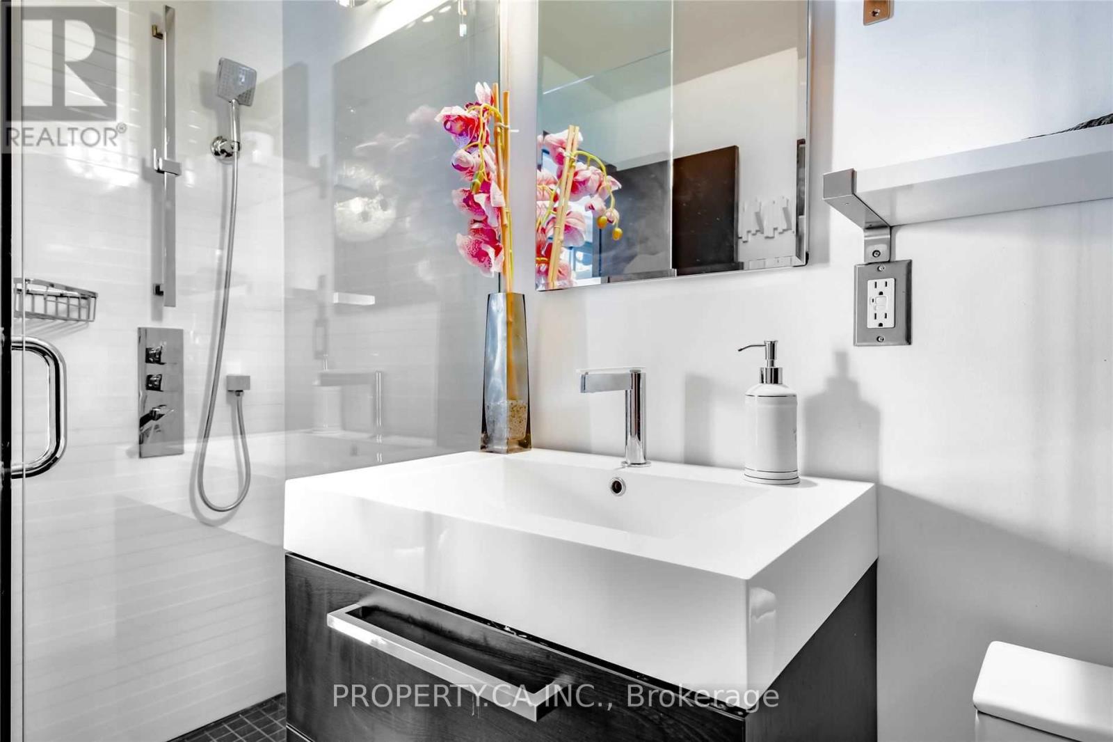 3604 - 10 Yonge Street, Toronto, Ontario  M5E 1R4 - Photo 19 - C12562822