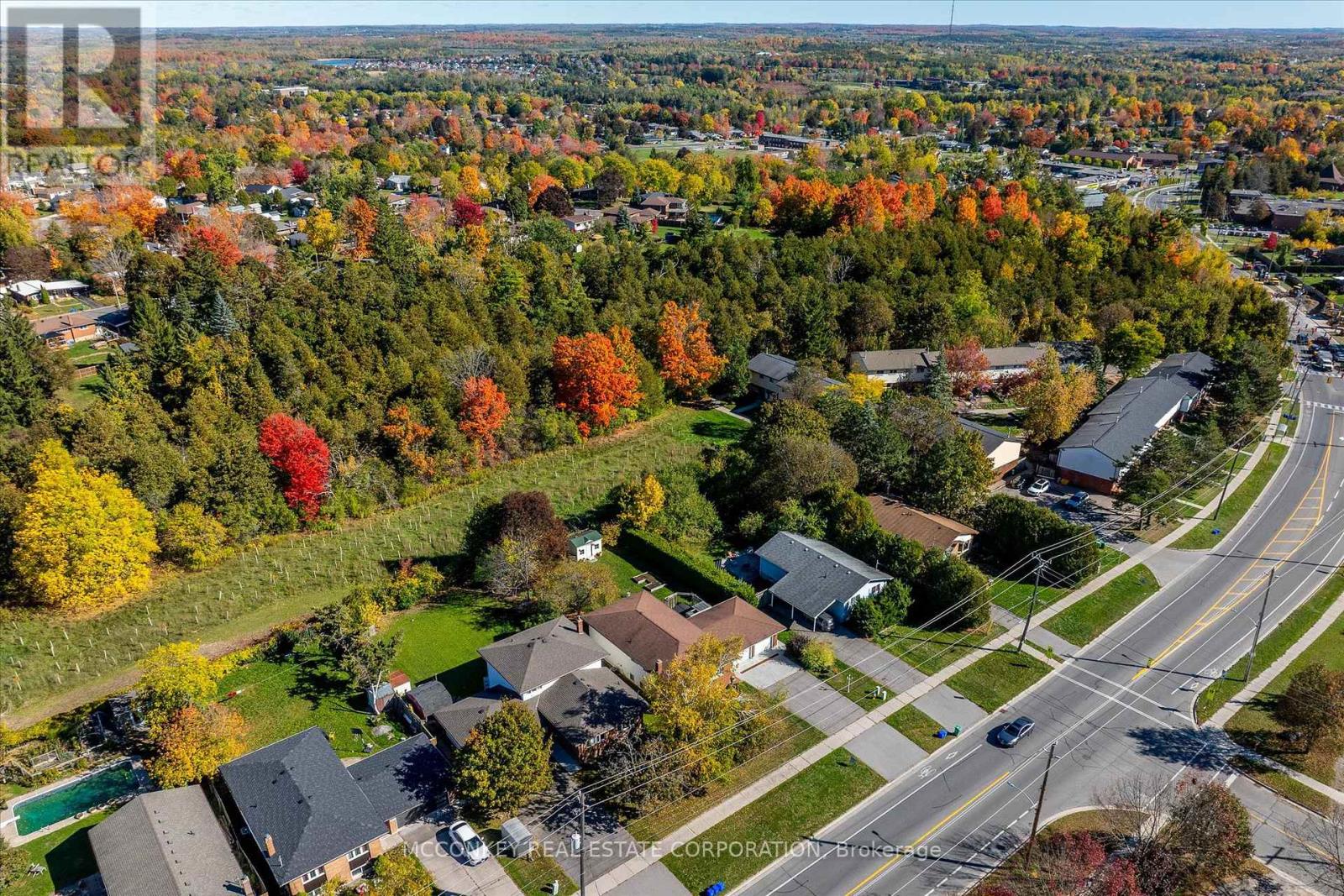 1216 Hilliard Street, Peterborough, Ontario  K9H 7H9 - Photo 34 - X12562302