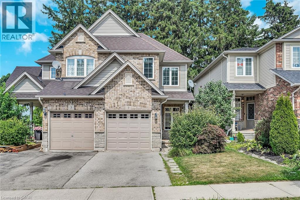 7 Goldenview Court, Waterdown, Ontario  L8B 0L2 - Photo 4 - 40757507