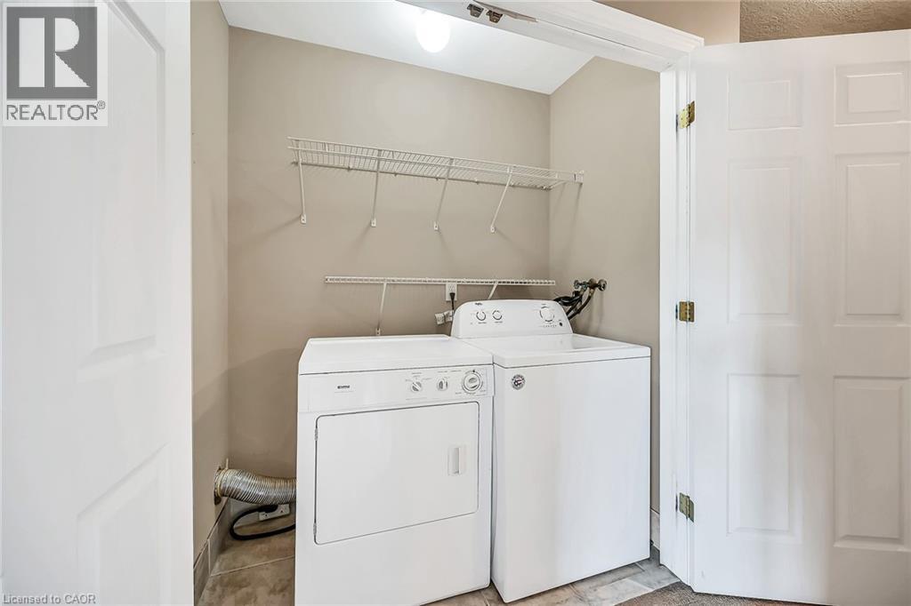 7 Goldenview Court, Waterdown, Ontario  L8B 0L2 - Photo 35 - 40757507