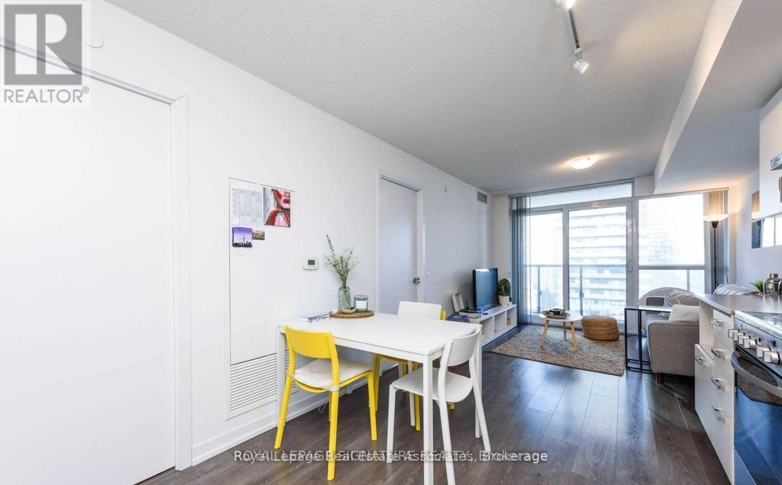 1602 - 125 Redpath Avenue, Toronto, Ontario  M4S 0B5 - Photo 6 - C12562870