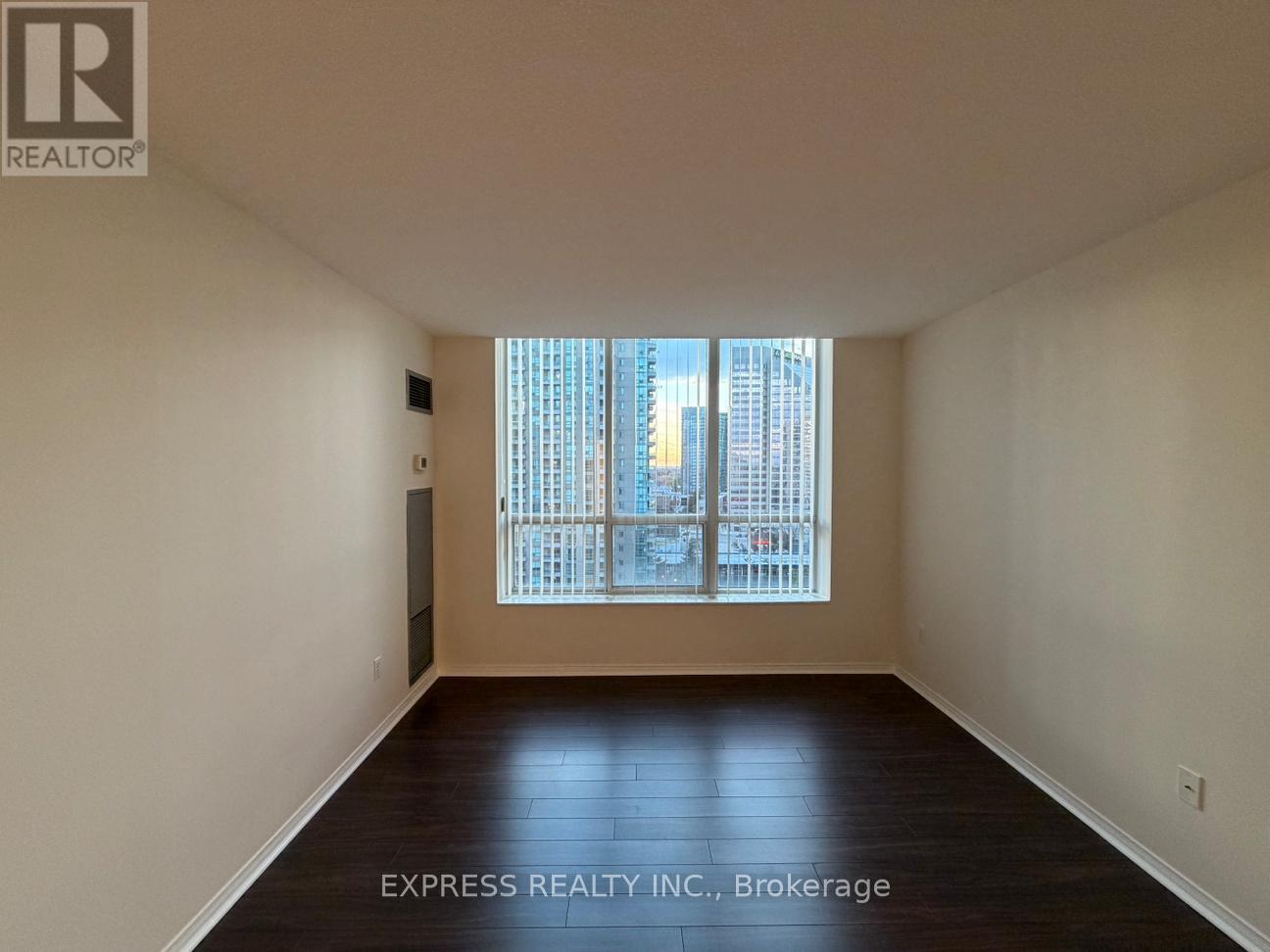 Ph05 - 39 Pemberton Avenue, Toronto, Ontario  M2M 4L6 - Photo 3 - C12562890