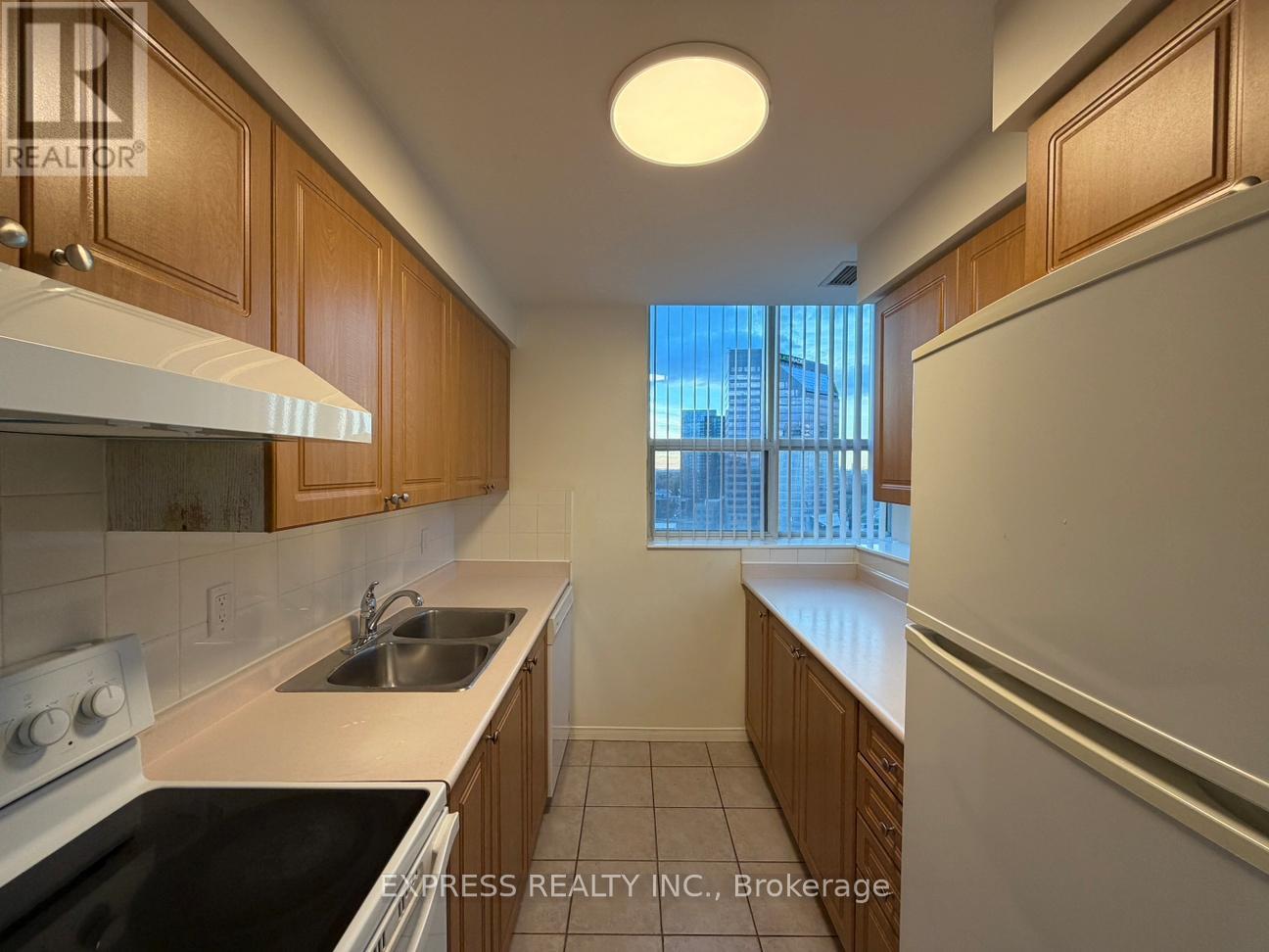 Ph05 - 39 Pemberton Avenue, Toronto, Ontario  M2M 4L6 - Photo 5 - C12562890