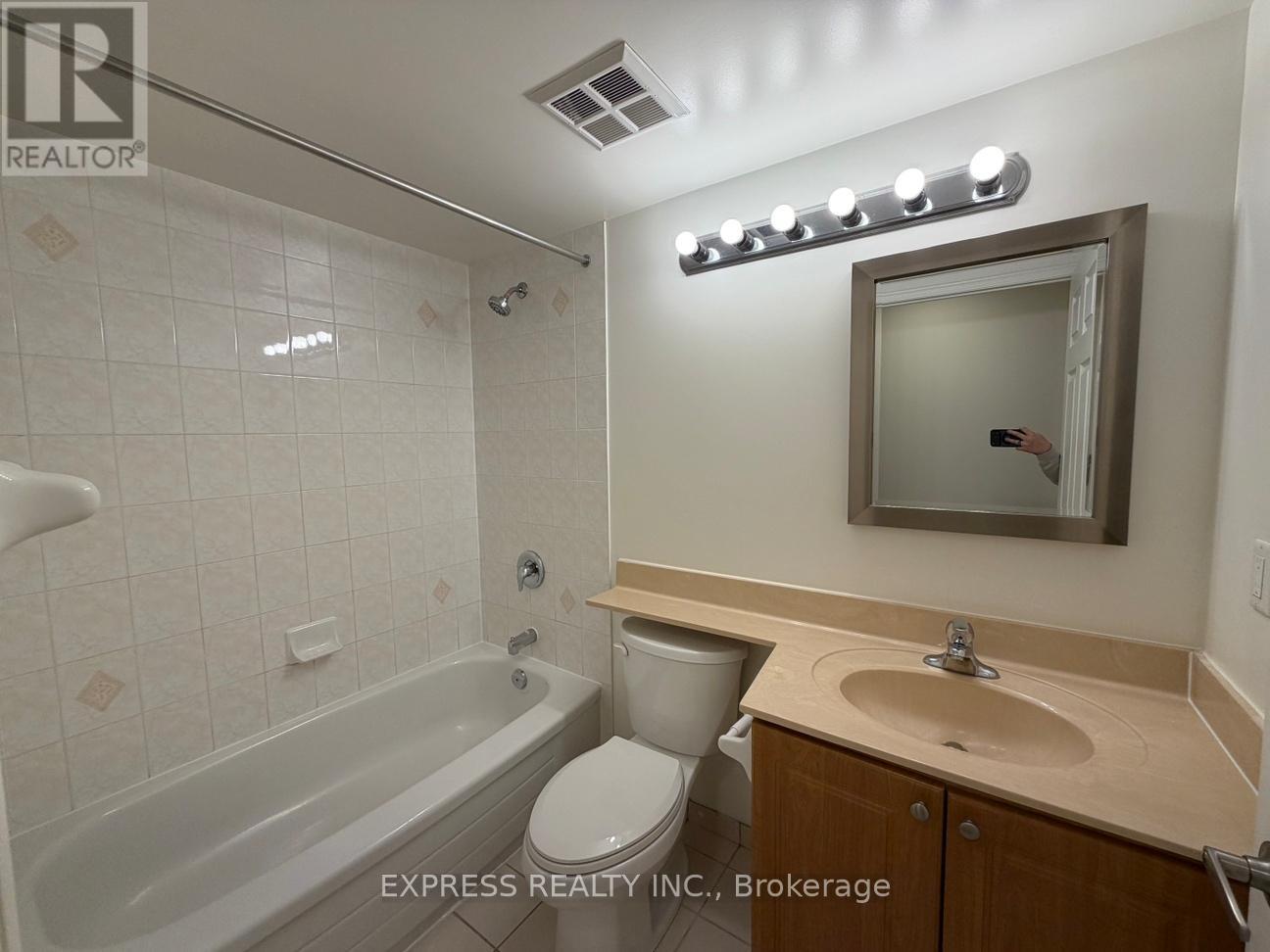 Ph05 - 39 Pemberton Avenue, Toronto, Ontario  M2M 4L6 - Photo 9 - C12562890