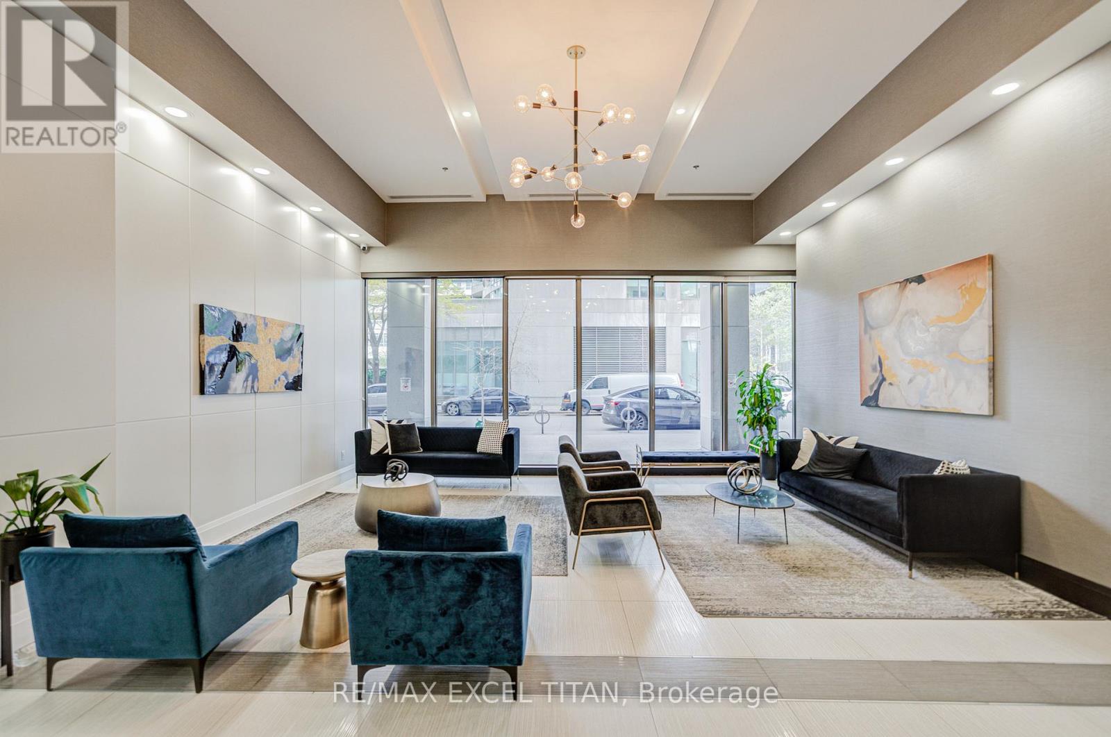 2006 - 19 Grand Trunk Crescent, Toronto, Ontario  M5J 3A3 - Photo 5 - C12562918