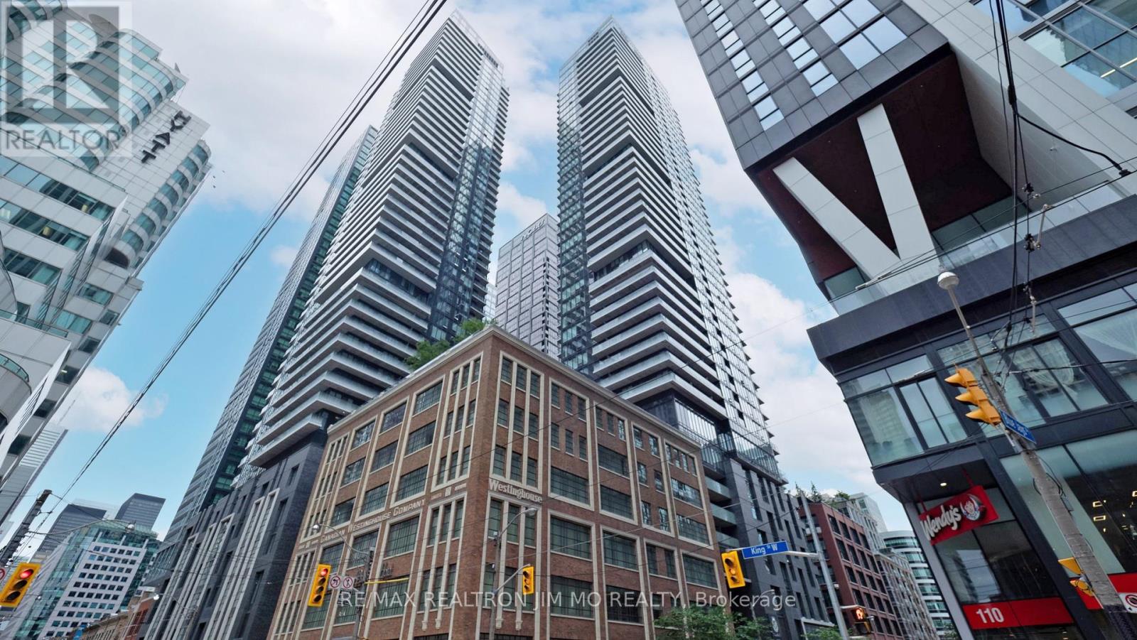 2101 - 125 BLUE JAYS WAY, Toronto, Ontario