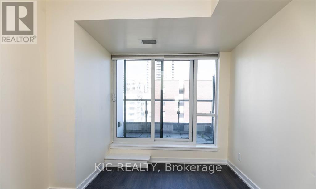 801 - 200 Sackville Street, Toronto, Ontario  M5A 3H1 - Photo 4 - C12562946