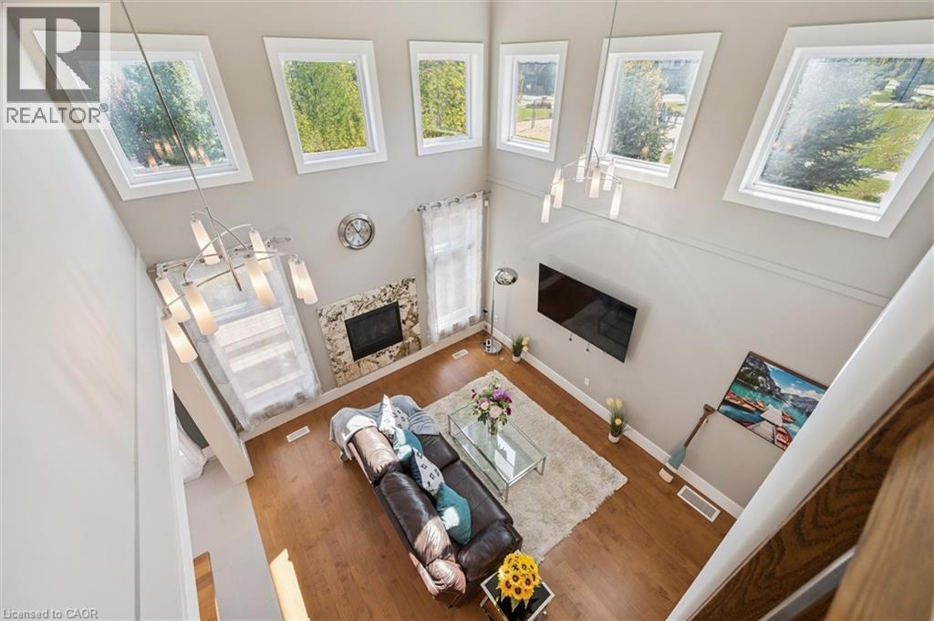 302 GREY SILO Road, Waterloo, Ontario