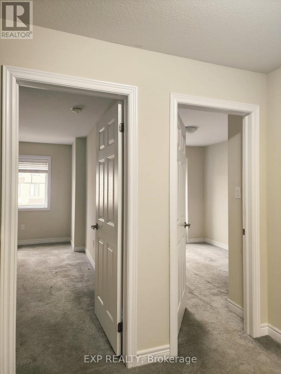 33 Hollywood Court, Cambridge, Ontario N1R 0C7 - Photo 19 - X12455626