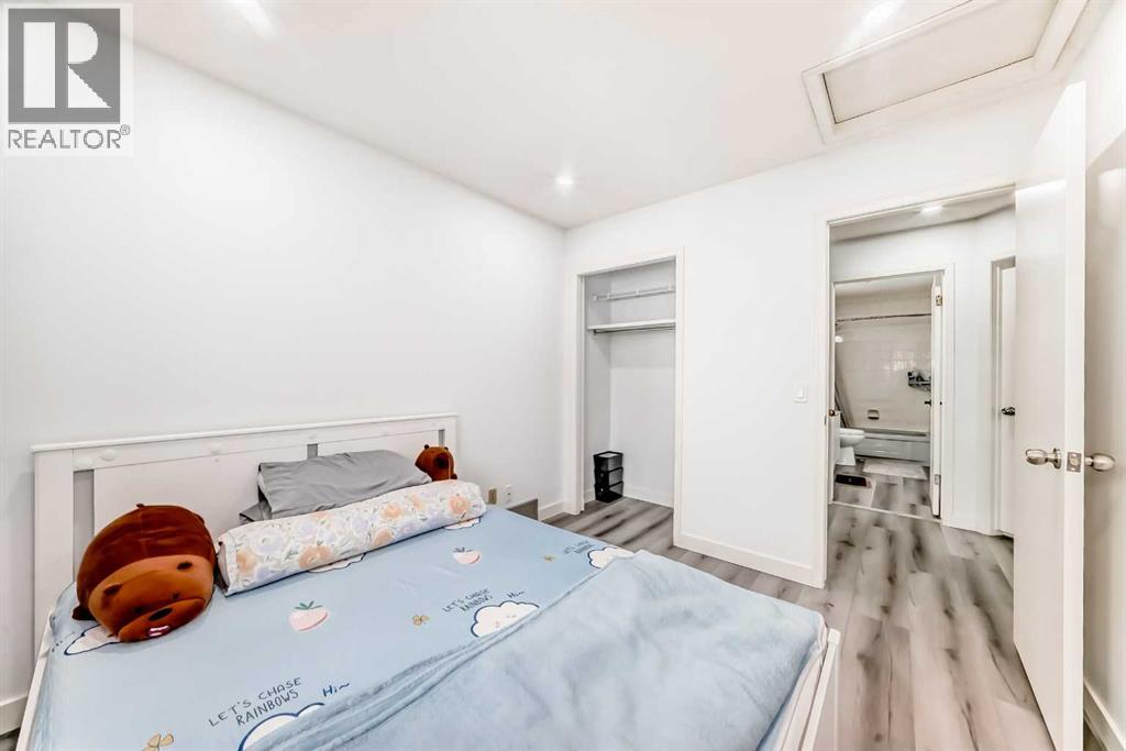 1235 Sandpiper Road Nw, Calgary, Alberta  T3K 3E1 - Photo 19 - A2270158