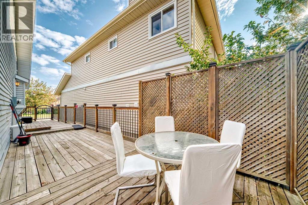 1235 Sandpiper Road Nw, Calgary, Alberta  T3K 3E1 - Photo 36 - A2270158